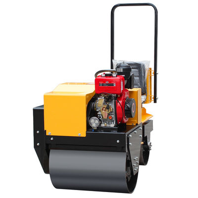 Moteur EPA 1 tonne rouleau de route vibrant pour une efficacité de fonctionnement élevée dans le condensation des routes