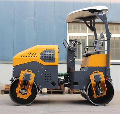HQ-YL1200 1-5 Tonnes Vibration Ride sur Mini Route Roller avec une capacité de réservoir d'eau de 120L
