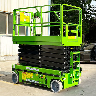 Plateforme de travail aérien à piles avec moteur de propulsion et capacité de charge nominale de 320 kg