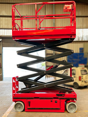 Plateforme pliable mobile entièrement électrique pour espaces étroits Hauteur maximale de levage 14 m