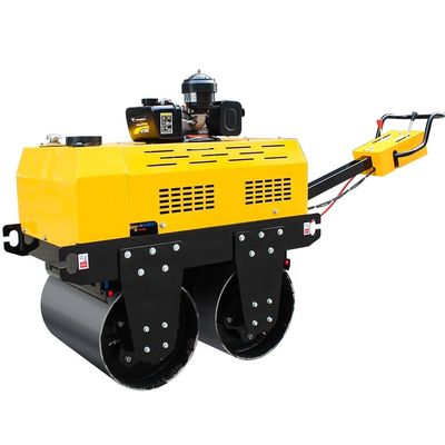 Mini 0,5 tonne double tambour vibrant routeur à rouleaux compacteur avec pompe hydraulique Kawasaki