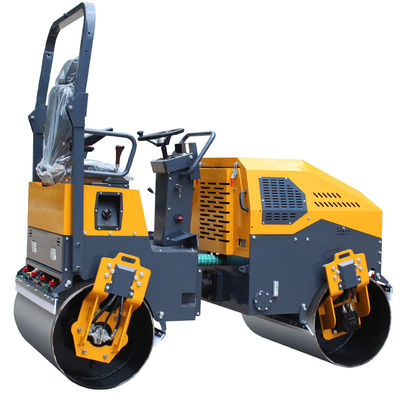 Rouleau routier vibrant de 3 tonnes pour le compactage en douceur de l'asphalte lors de la réhabilitation des routes