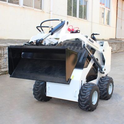 Chargeur à roues à roues à roues polyvalentes pour le déneigement et le brossage du béton