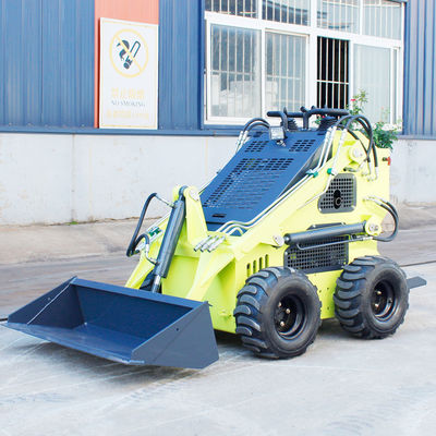 Mini chargeur de direction à dérapage homologué par l'EPA avec 950 kg de poids de la machine et 17,2 kW de puissance