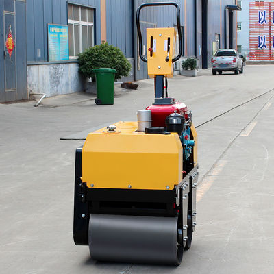 600 mm de largeur de compactage Machine compactrice de sol portative avec une capacité de réservoir de carburant de 2,5 litres