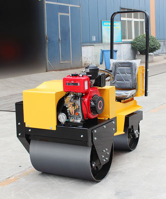 Pompes hydrauliques Huade 0,7 tonnes Mini rouleau de route HQ-YL700Z pour vos besoins de construction