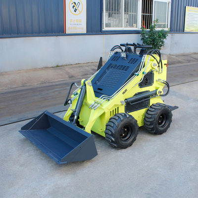 17.1 kW 23 ch / 3600 tours par minute Puissance maximale Mini-Dumper Diesel