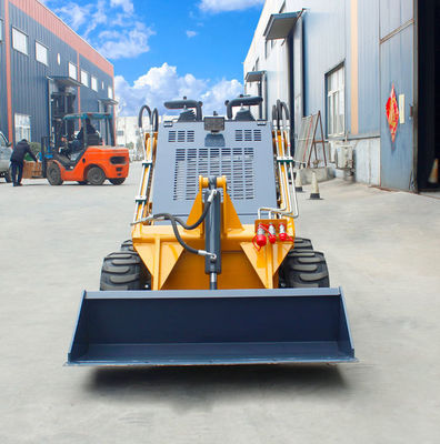 Couleur personnalisée EPA Diesel / essence Mini Skid Steer Loader avec moteur Briggs Stratton