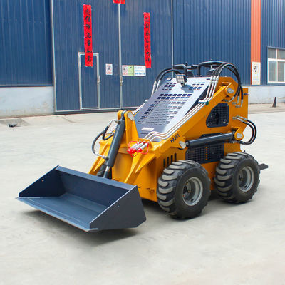 Couleur personnalisée EPA Diesel / essence Mini Skid Steer Loader avec moteur Briggs Stratton