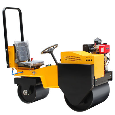 Rouleau vibrant de 0,6 tonne Mini à double tambour routier avec moteur CF178/R180