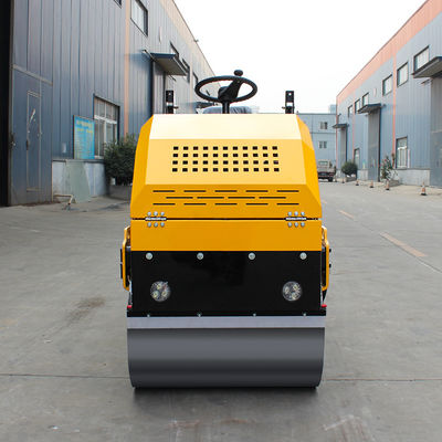 180,6 kW Benzine hydraulique vibrant en tandem Asphalte compacteur rouleau pour 1 à 5 tonnes