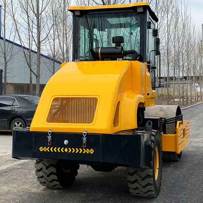 CHANGCHAI 6 tonnes rouleau de route vibrant autopropulsé à vitesse variable continue