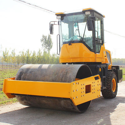 4450*1680*2750mm Mini rouleau routier compacteur avec contrôle hydraulique Certificat ISO