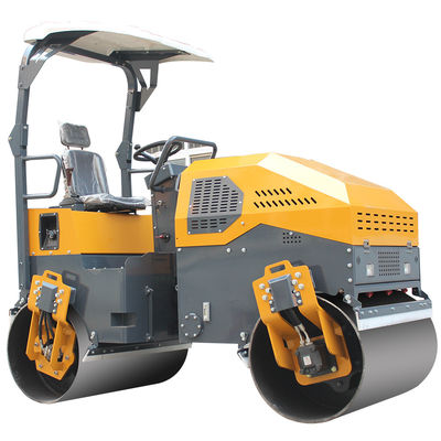 28.5 KW Compacteur de rouleaux routiers vibrants Double vibration Rouleaux d'asphalte de 3 tonnes